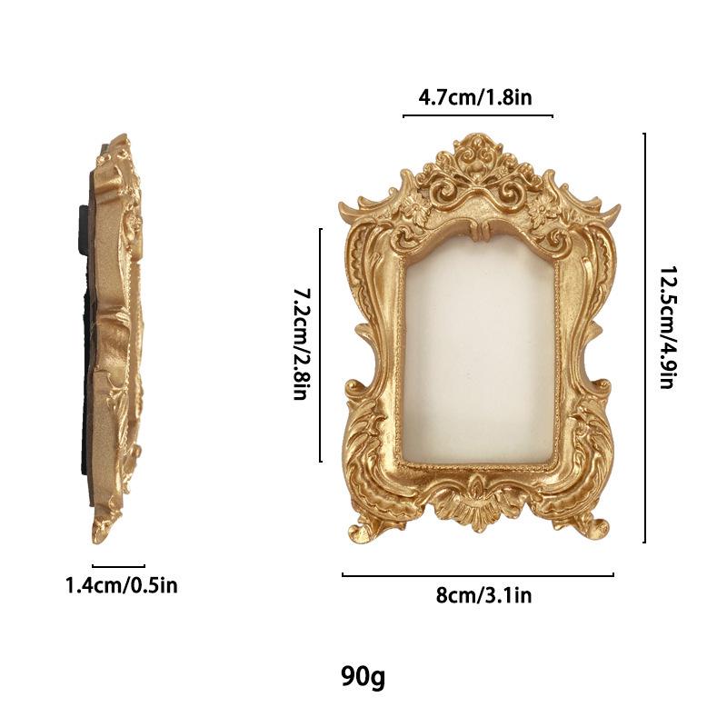 Victoria-Style Retro Resin Photo Frame Ornament - Light Luxury Badge Display Stand for Photo Props