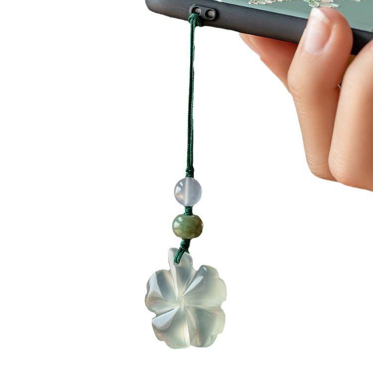 1Pc Yinian Natural Imitation Jade Four-leaf Clover Car Keychain Pendant, Icy and Clear Lucky Grass Mobile Phone Chain Pendant Bag Hanging.