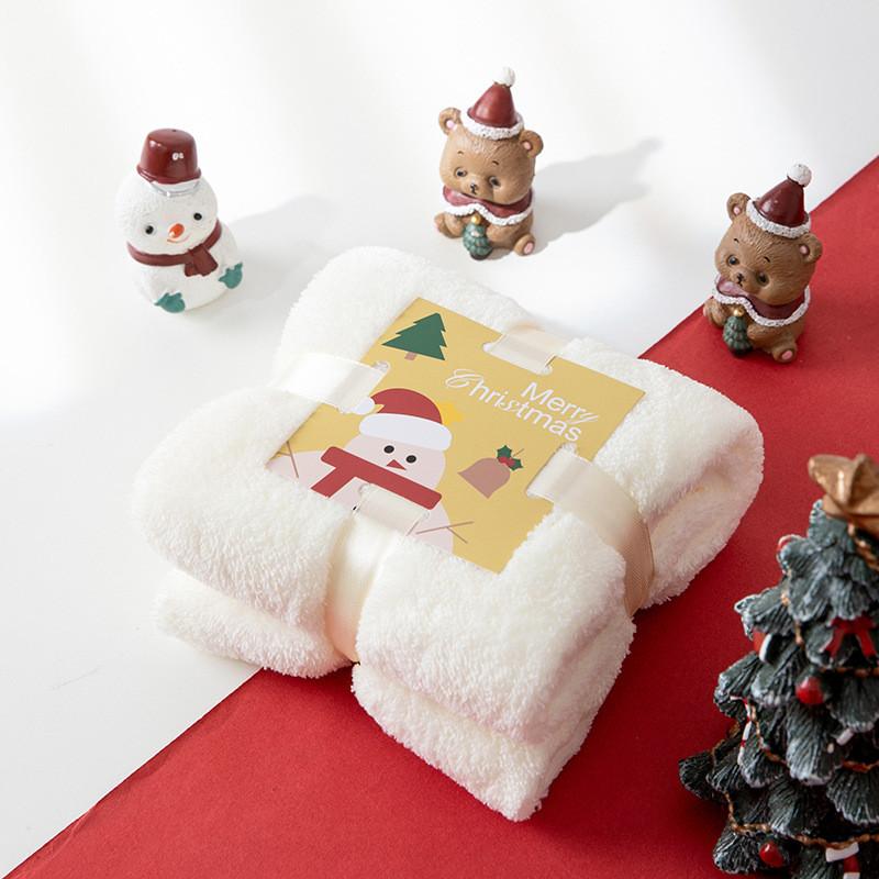 Christmas Holiday Towel With Coral Fleece Material For Festive Gift Giving