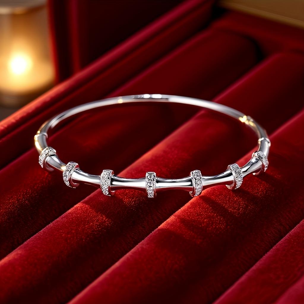1Elegant women's bamboo bracelet inlaid with sparkling artificial zirconia Simple/The bamboo design is suitable for daily wear and can be used as a