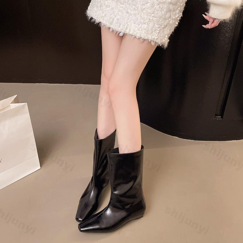 Moda Damskie Botki 2025 Jesień Płaskie Kwadratowy Nosek Designerskie Buty Moda Nowe Sukienka Codzienne Przytulne Goth Chelsea Boots Mujer De Zapatos