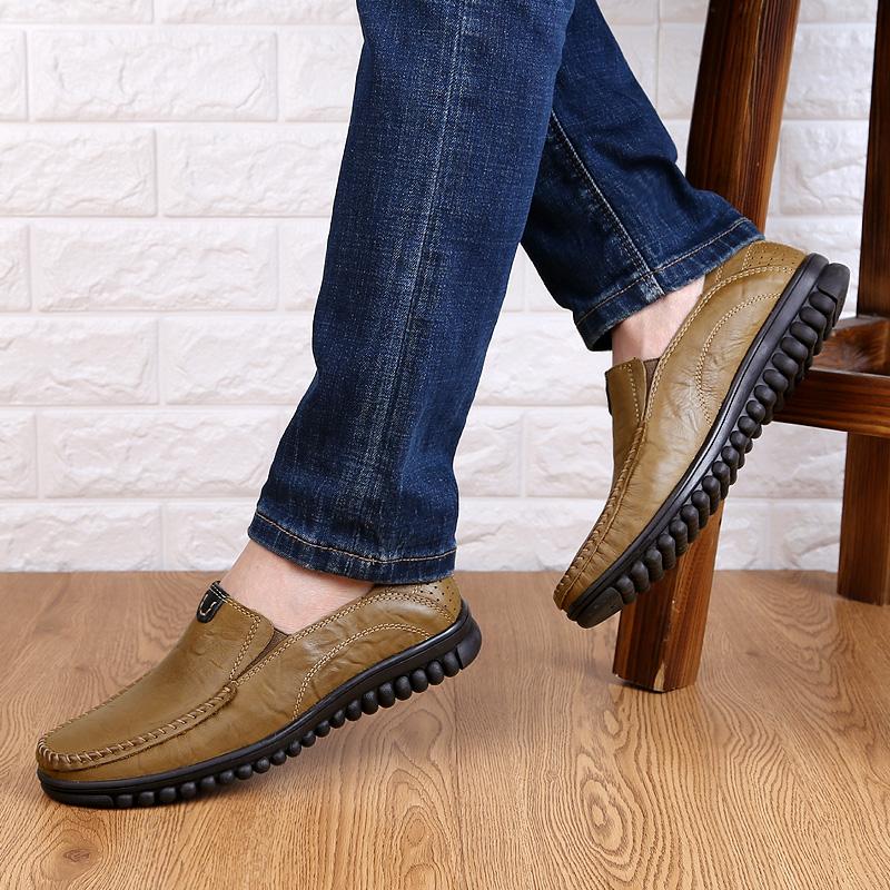 Genuine Leather Men's Casual Shoes 2024 New Round-Toe Luxury Loafers Men Brand Designer Driving Moccasin Men Soft Flats Retro