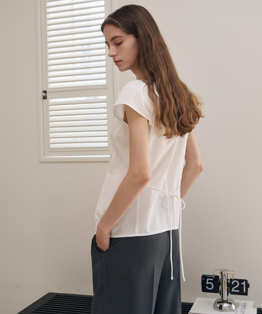 Deuloupisumeon Ballong Cap Sleeve Boat Neck Blouse [White]