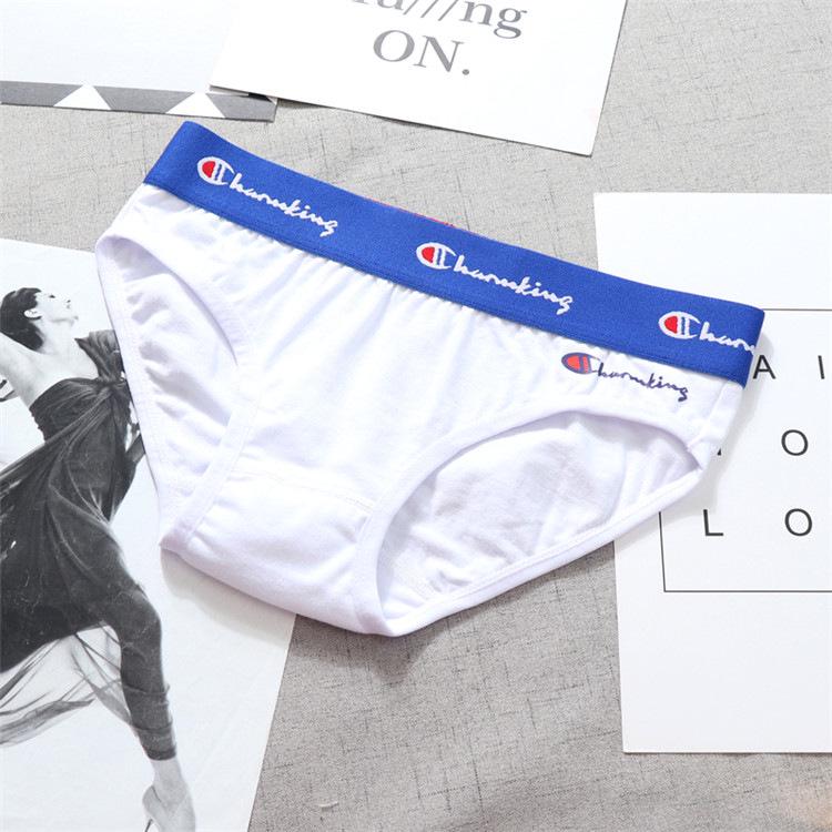 Women's Pure Cotton Breathable Antibacterial Triangle Briefs with Wide Waistband, Boyshorts, and Trendy Letter Design.