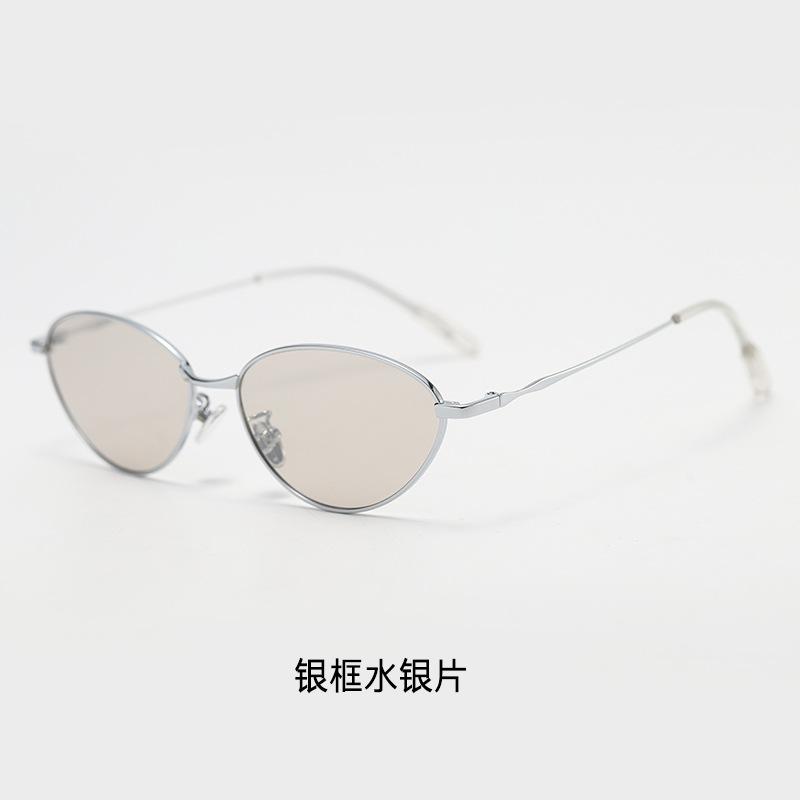 Europe and America Y2K Futuristic Cat-Eye Sunglasses for Women, Y2K Hot Girl Street Style Glasses, Retro Punk Metal Sunglasses for Men