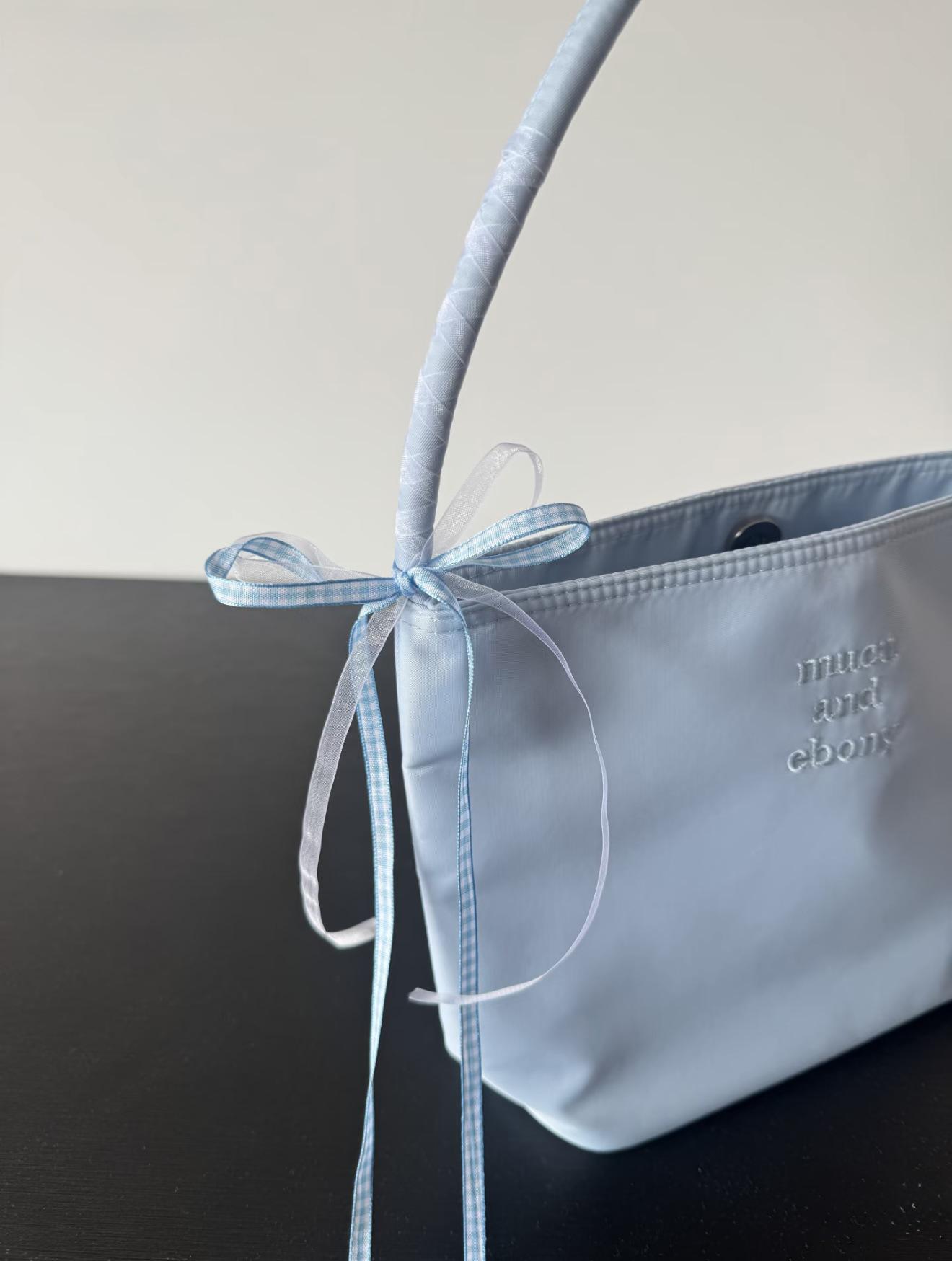 

Корейский синий клетчатый галстук-лента и серебряный кружевной кулон-аксессуар для сумки