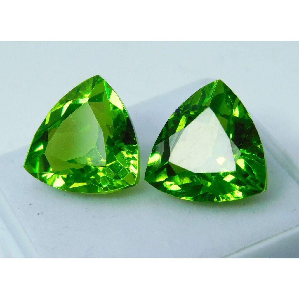 NATURAL Peridot Green 19.00 Ct   Stone Gemstone TRILLION CUT Faceted