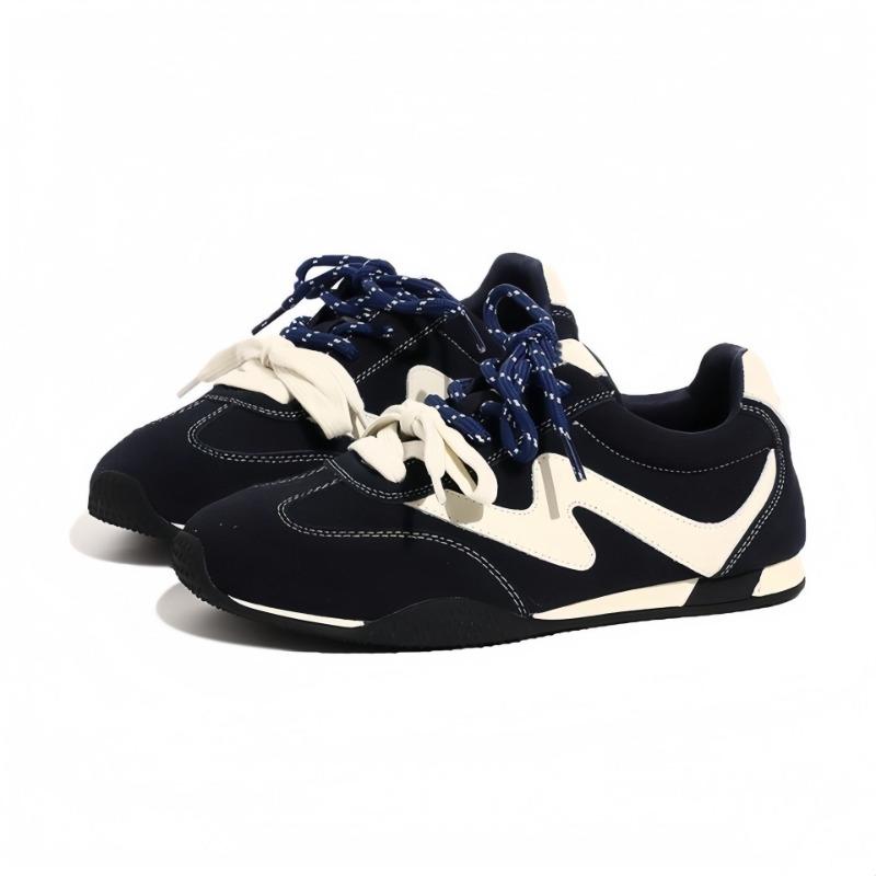 Retro red splicing flat bottom women's new comfortable and light feet small leisure sports