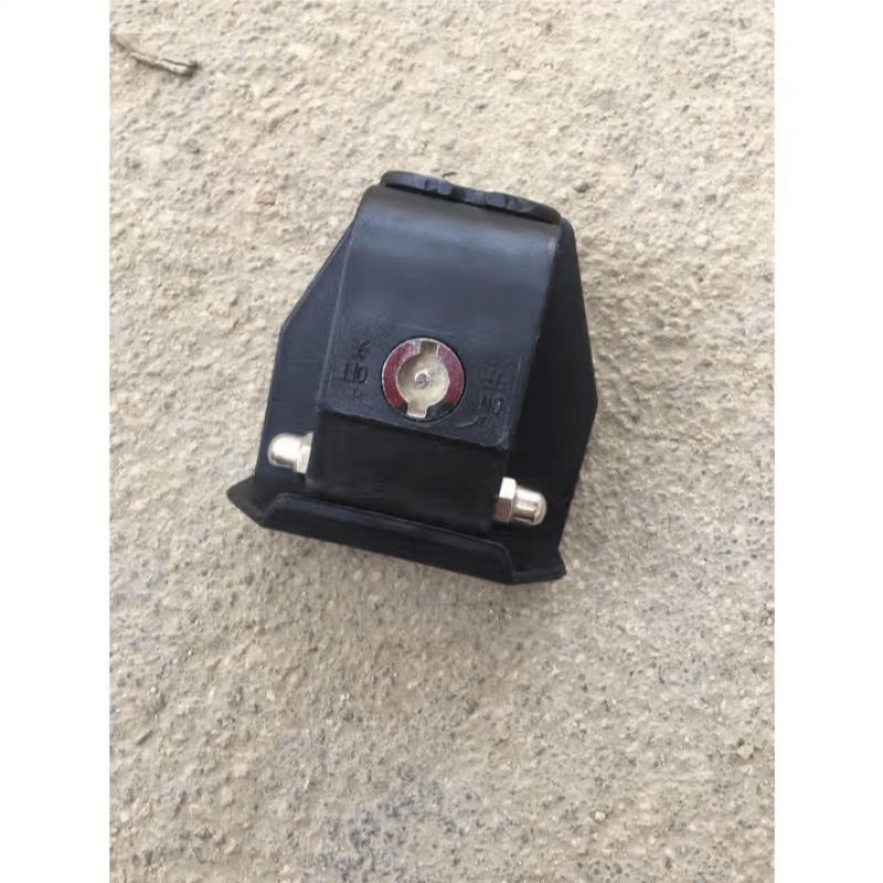 Fire Truck Rolling Shutter Door Pull Rod Base with Square Reflective Plate