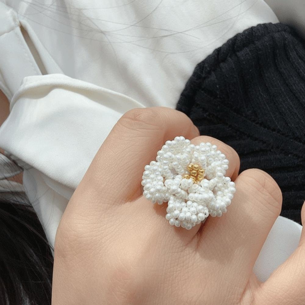 

Elegant Beads Strand Rings Camellia Dangle Women Jewelry Gift Fashion Earrings Ring ring