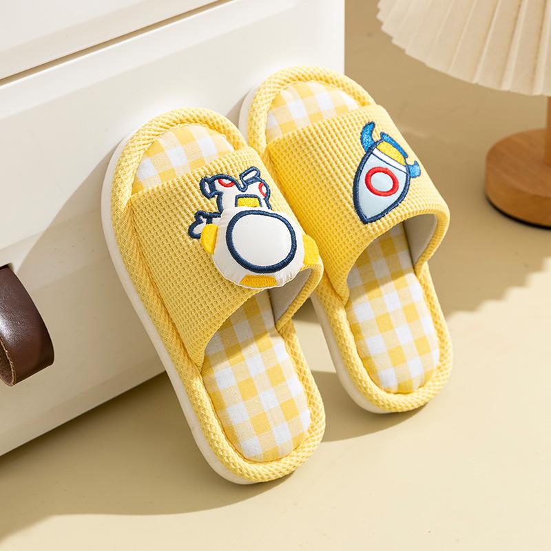 Children's linen slippers spring and autumn cute girls and boys household indoor summer baby non-slip silent soft bottom slippers