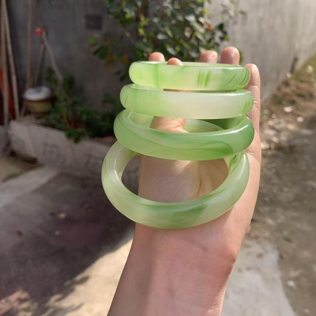 Inspirowana Xiaohongshu Chińska Stylistyka Zielona Szklana Bransoletka z Kwiatami – Świeża, Uniwersalna i Bajkowa