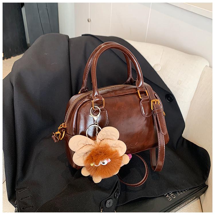 IELGY High-End Retro Autumn Winter All-Match Messenger Bag Fashion Portable Boston Bag