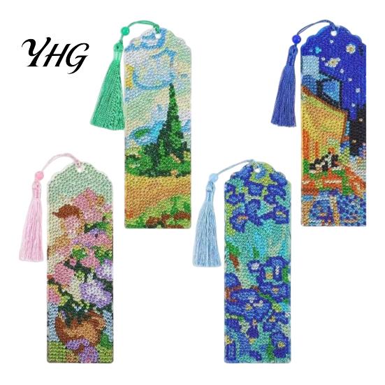 Stationery for Students 4PCS Christmas Theme Diamond Painting Bookmarks, Creative DIY Art Kits, Decorative Reading Supplies Stress Relief Portable