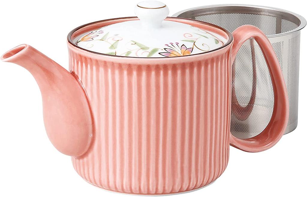 This lightweight teapot features a hand-painted floral lid, a 10cm diameter, and a 470ml capacity in a lovely pink. It includes a super-fine