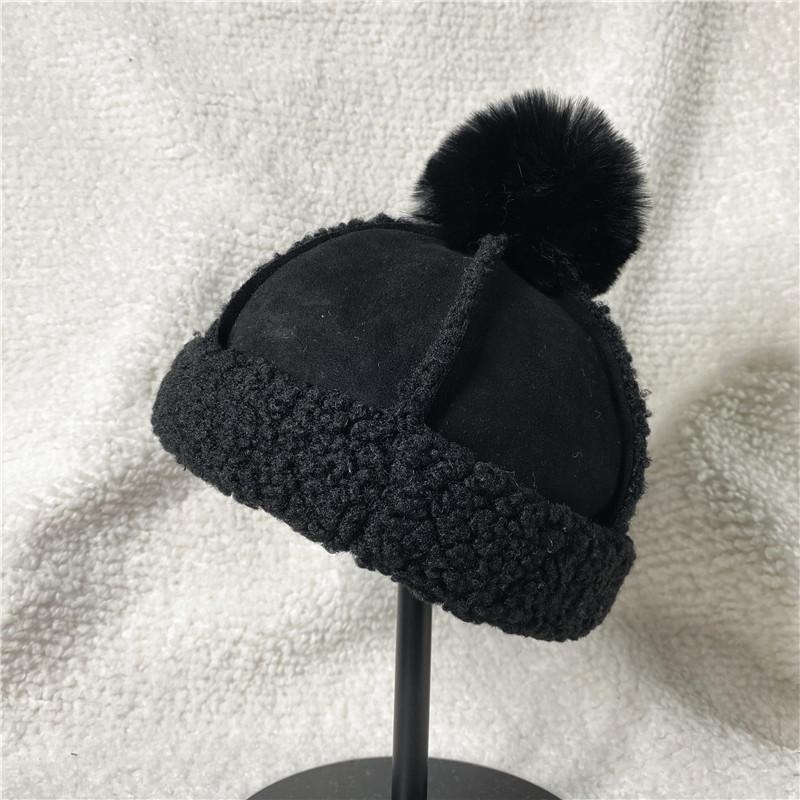 Lamb Wool Warm Hairball Melon Hat Winter Suede Couple Plush Hat Women