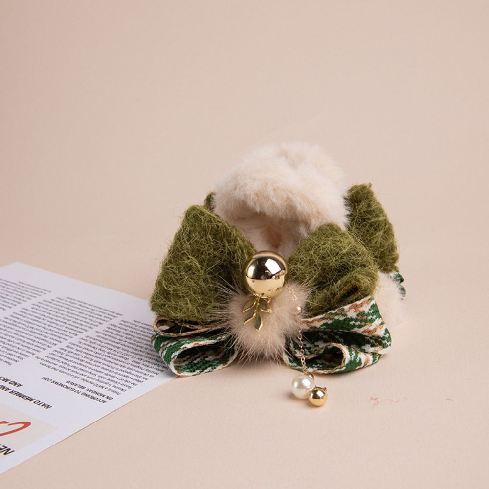 Bow Christmas Hair Claw Ball Christmas Shark Clip Cute Winter Plush Claw Clip  Girl