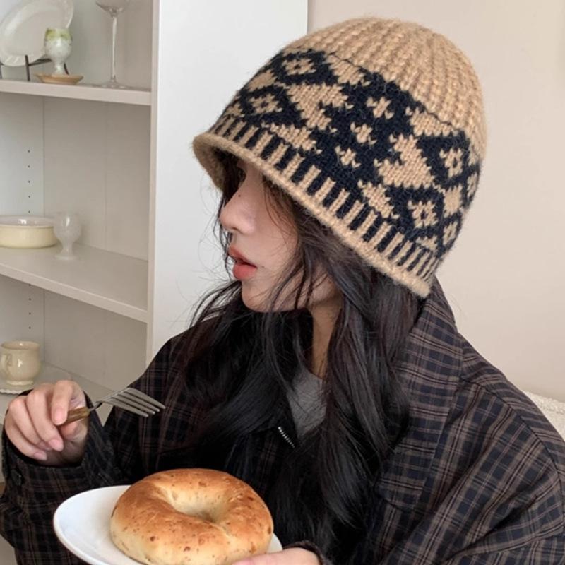 Knitted Fisherman Hat for Women's Retro Woolen Hat Big Head Circumference Showing Face Small Warm Ear Protection Hat