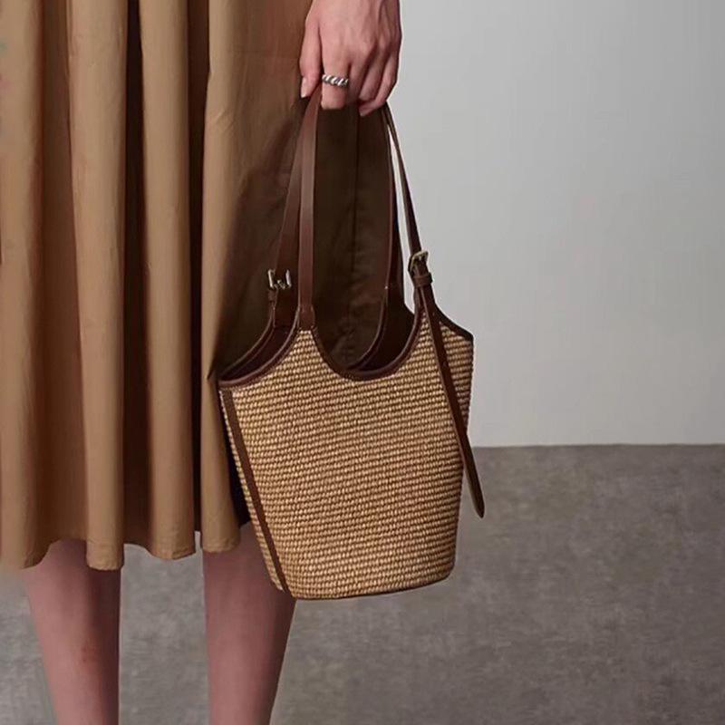 Women's Large Capacity Straw Woven Bucket Bag - 2026 Summer Style