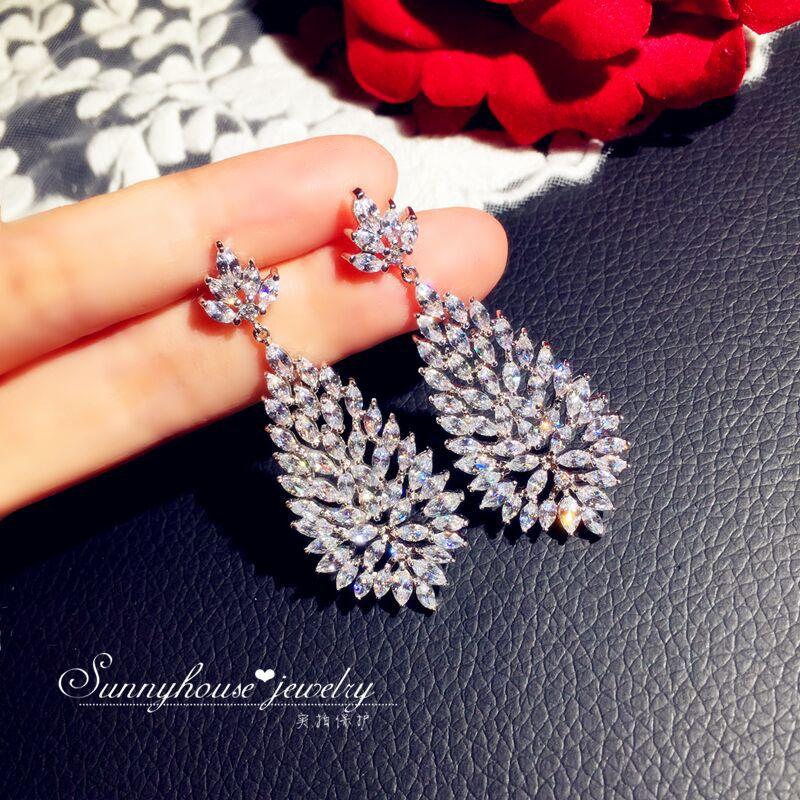 Earrings Earrings Femininity Personality Luxury Shining Zircon Crystal Versatile Earrings