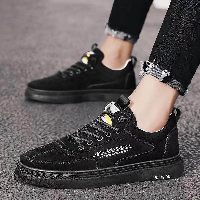 Herren Sportschuhe rutschfeste verschleißfeste leichte Schuhe Frühling und Herbst Skateboardschuhe Casual Sneakers Atmungsaktive Laufschuhe