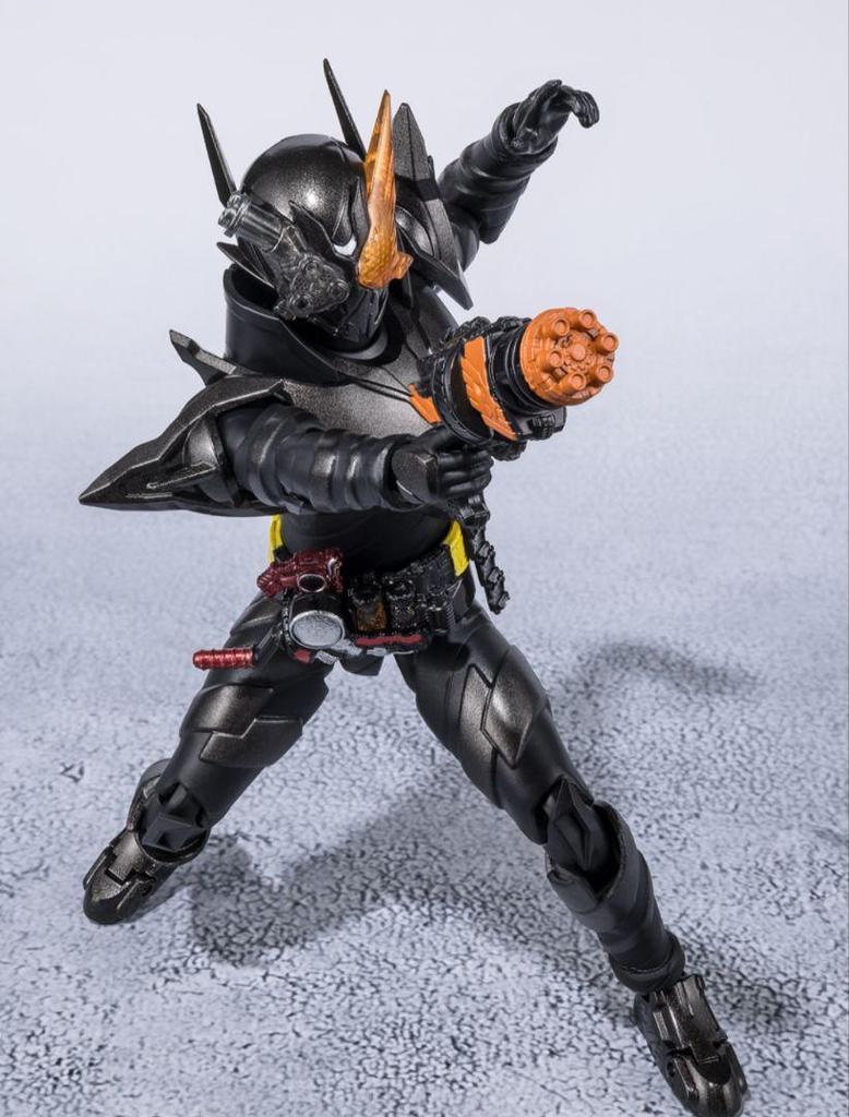 [USED] S.H.Figuarts Kamen Rider Build Rabbit Tank Hazard Form