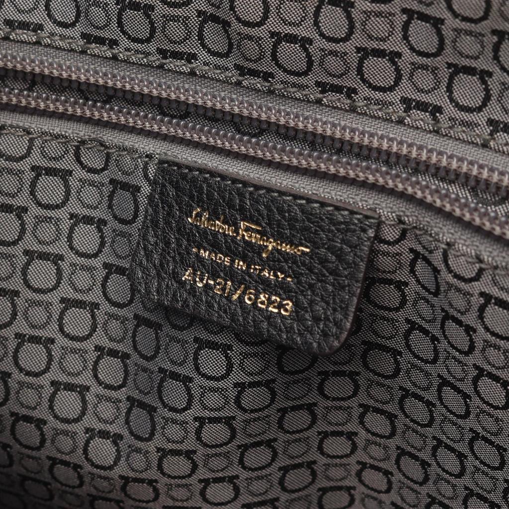 Used Salvatore Ferragamo Gancini Handbag 21 6823 leather Brown Used Women