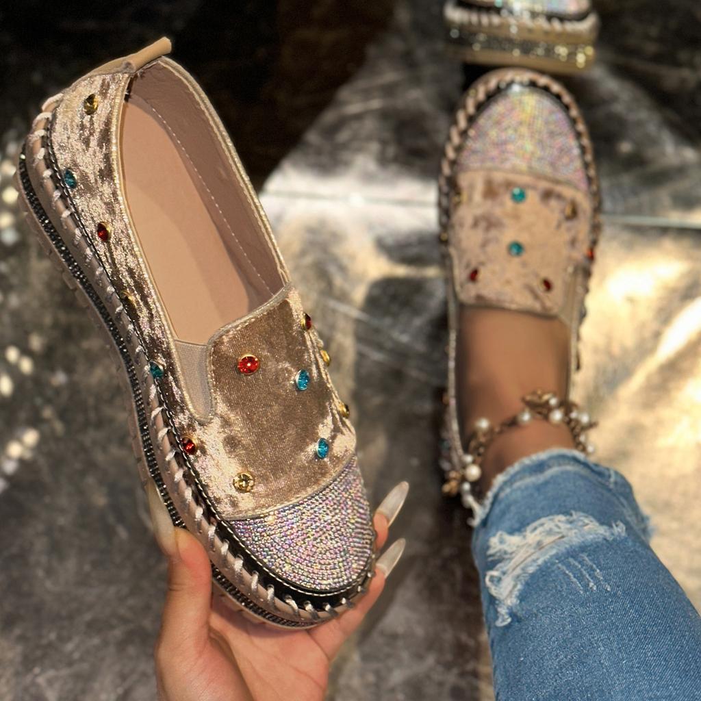 Women Sneakers Casual Large Size Slip-On Diamond Fashion Loafers Trendy Flat Shoes Women Comfortable Rubber Sole Sneakers Women