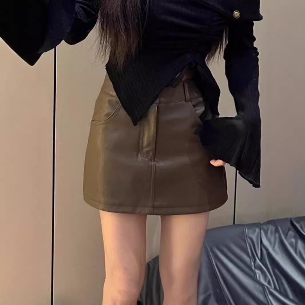 

Черная миди-юбка А-силуэта из искусственной кожи с высокой талией, облегающего кроя для женщин - Осень/Зима, универсальная и для миниатюрных. M