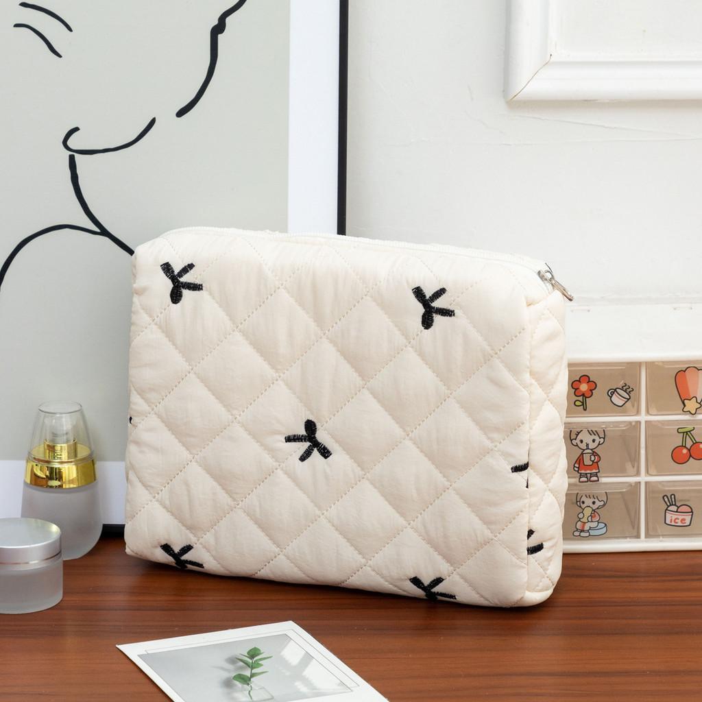 Elegant Butterfly Bow Travel Makeup Bag With Large Capacity And Embroidery For Women And Men