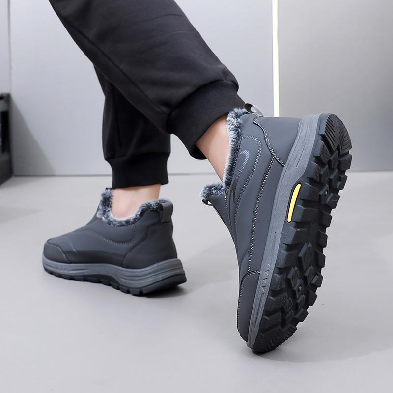 Winter Men's Cotton Shoes Thickened and Fleeced for Warmth Comfortable Anti-Slip and Durable Shipping Men's Shoes