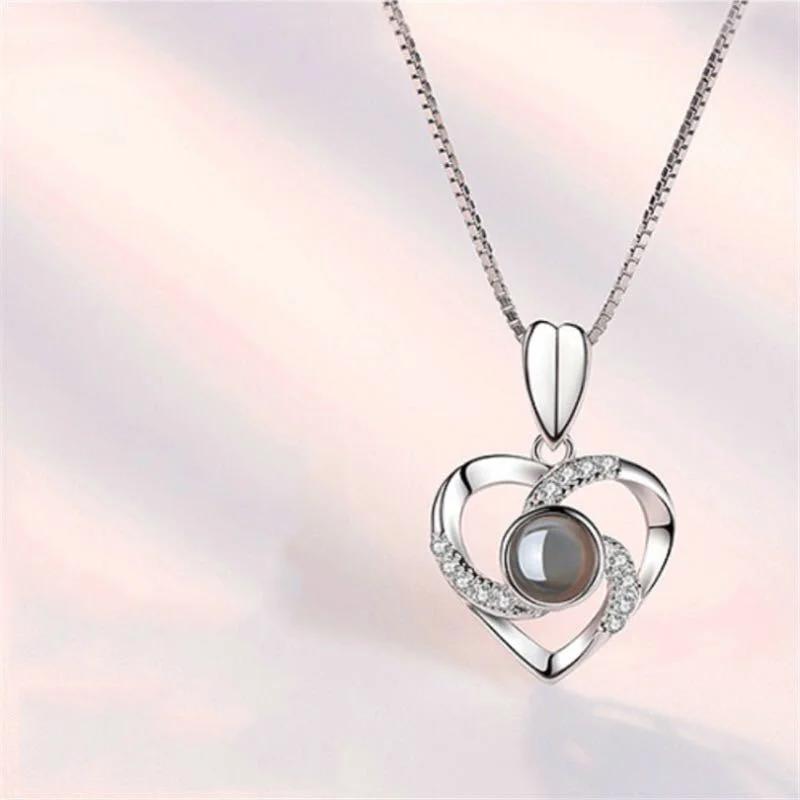 Love Heart Projection Necklace 100 Languages I Love You Pendant Jewelry for Girlfriend Couple Romantic Fashion Accessories Gifts