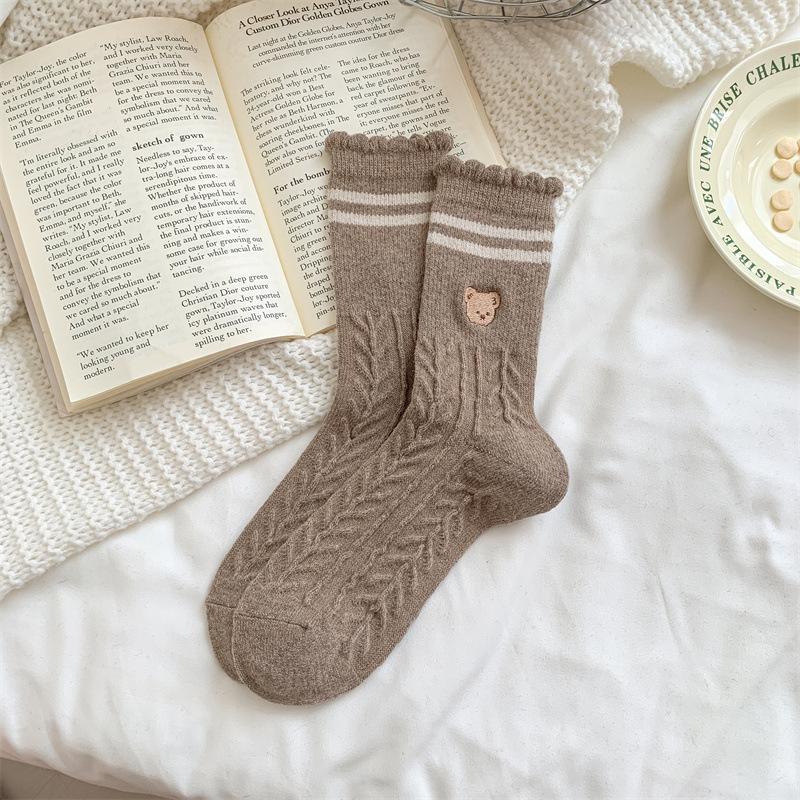 Grey Socks for Women's Autumn and Winter Warmth, Wool Mid-calf Socks, Cute Cartoon Bear Head Burken Shoes, Pile Socks