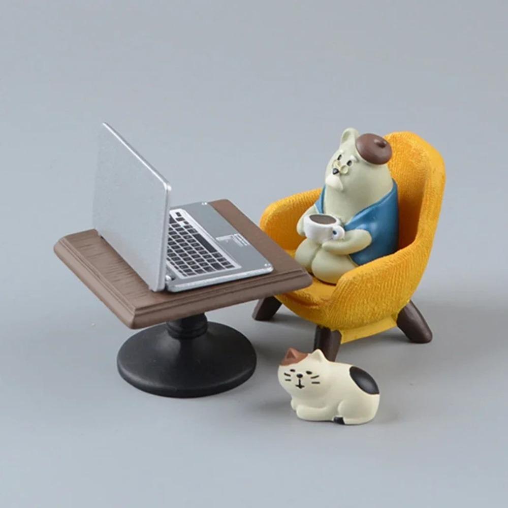Cartoon Katze Frosch Bär Gelber Stuhl Computer Büro Modell Mini Actionfiguren Harz Wohnaccessoires Schreibtisch Figur Spielzeug