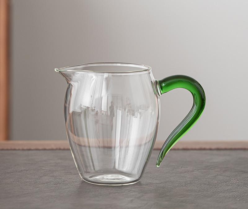 Japanischer Stil Fair Cup Buntes Glas Teekanne Hitzebeständiger Server Elegantes Zuhause Teeraum Verteiler