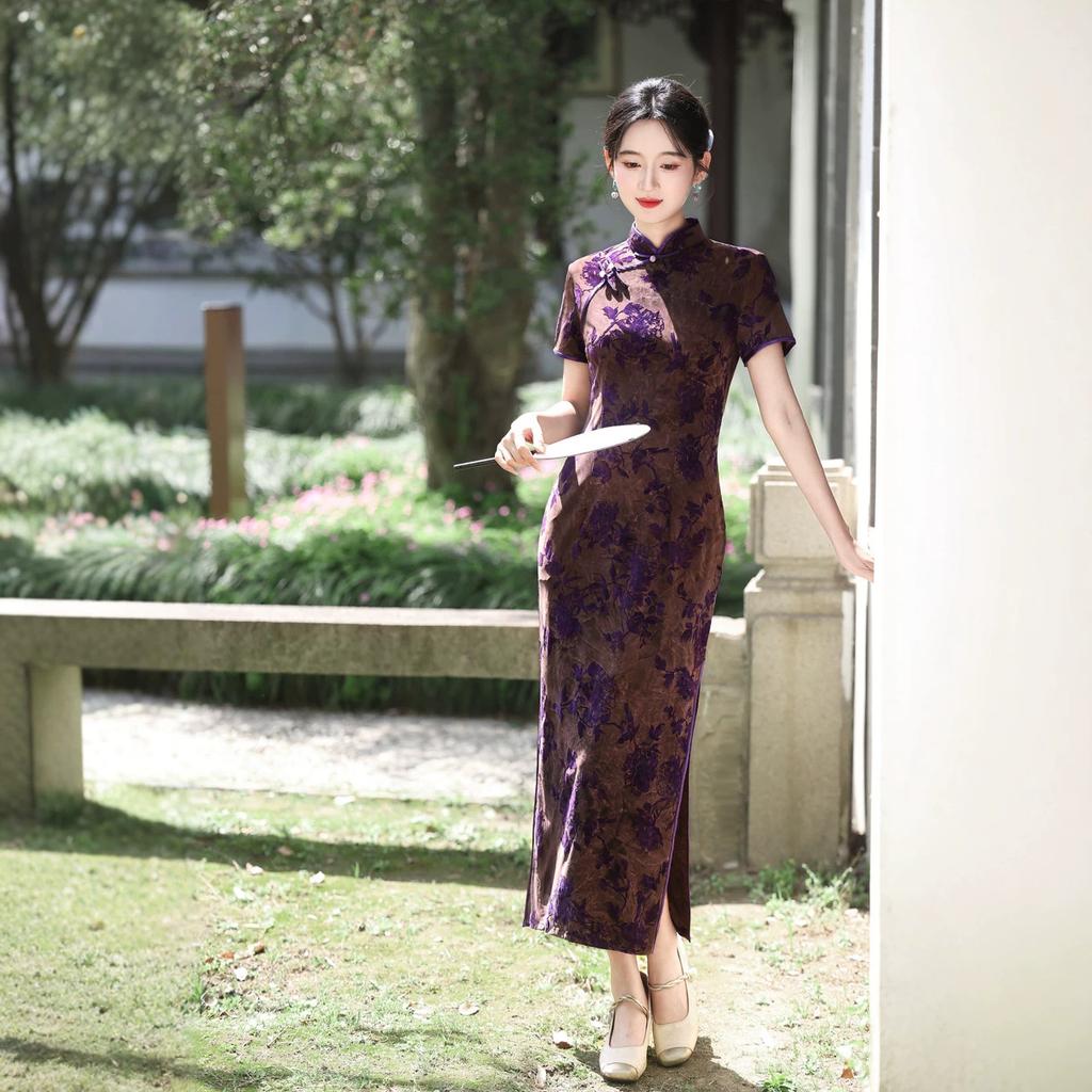 1011 Chinese style summer and autumn new improved flocked cheongsam new Chinese style long wedding ceremony performance generation