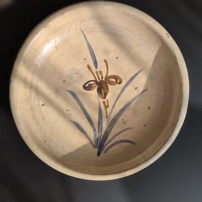 Seto Ware Stone Plate / Serving Iris Design 10.6 inches diameter Used