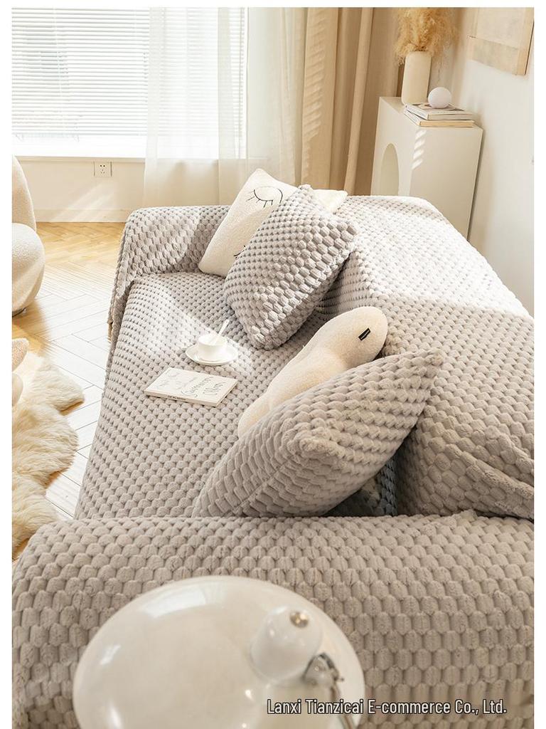 Plyšový potah na pohovku a deka All-Inclusive proti poškrábání kočkou