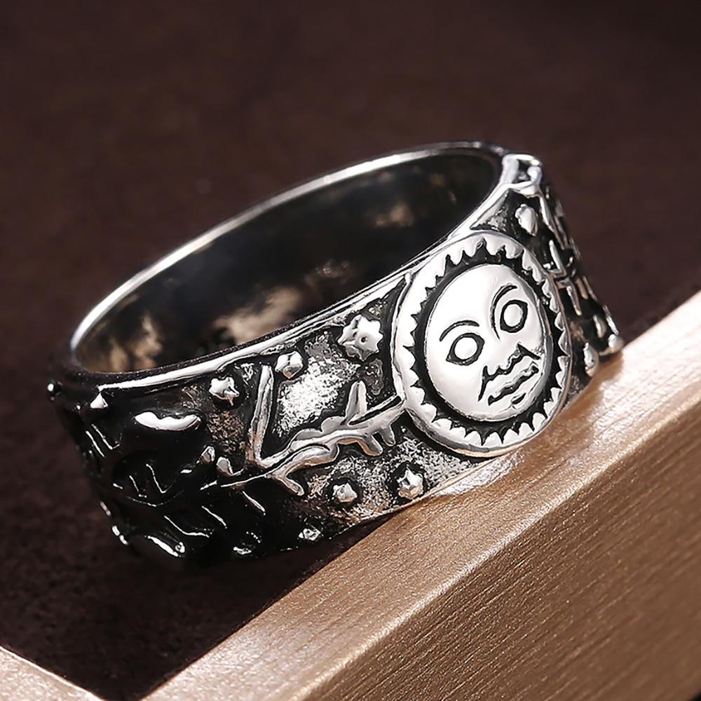 New Ring Men's Flower Facing the Sun Sun Father-in-law Retro Old Ring Punk Style