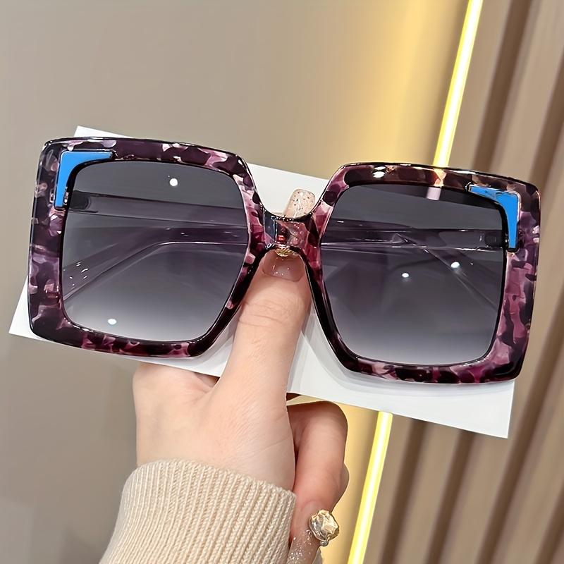 1 Pair of Women’s Stylish Square Stylish Eyeglasses with Leopard Print Frame and Gradient AC Lenses - Metal Hinges