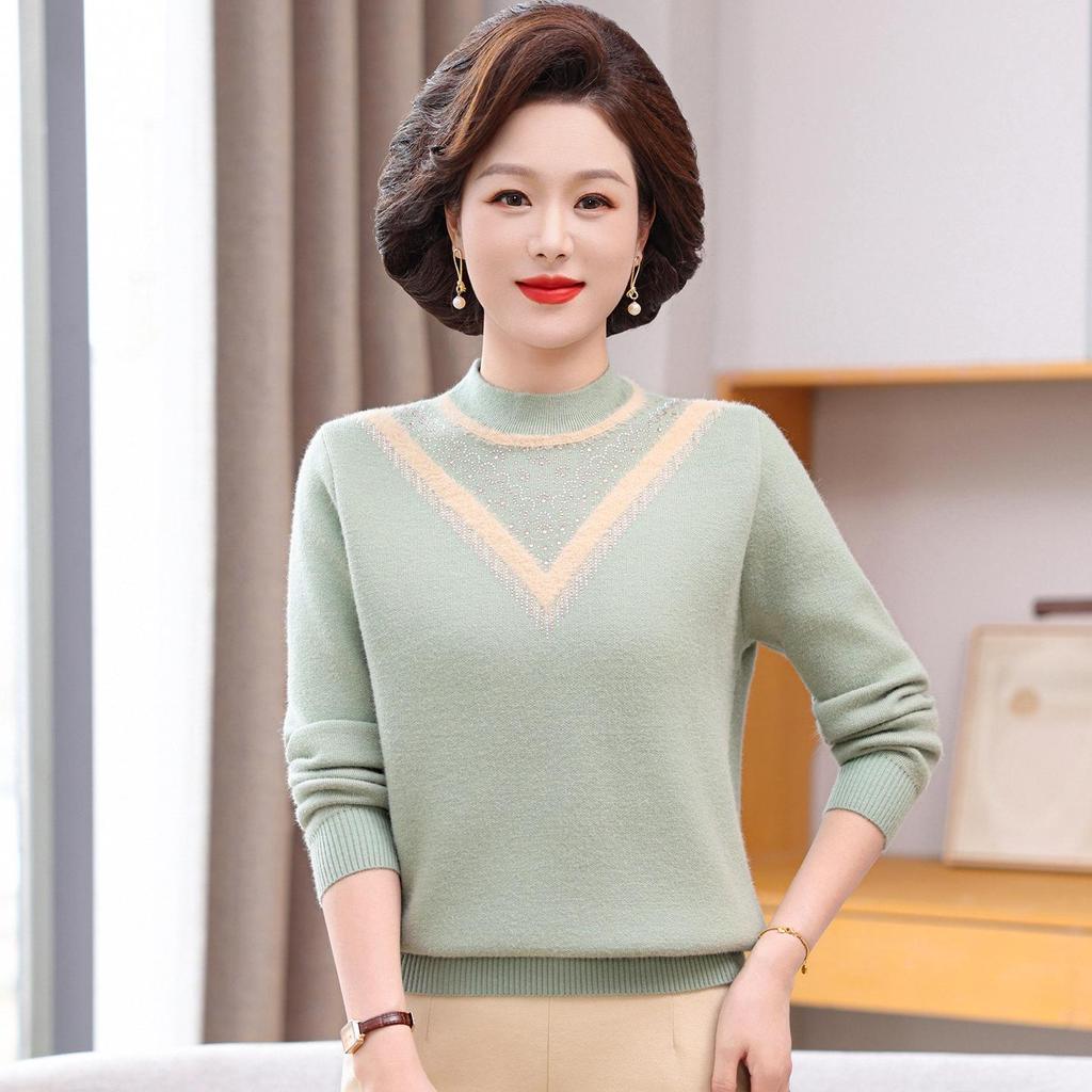 New Fashion Winter Knitwear for Moms - Stylish Plus Velvet Sweater for Middle-Aged and Elderly Women