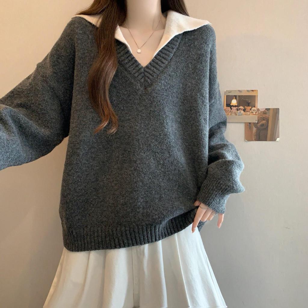Plus Size Red V-Neck Knitted Sweater - Slimming, Loose-Fit, Age-Reducing Christmas Jacket for Autumn/Winter