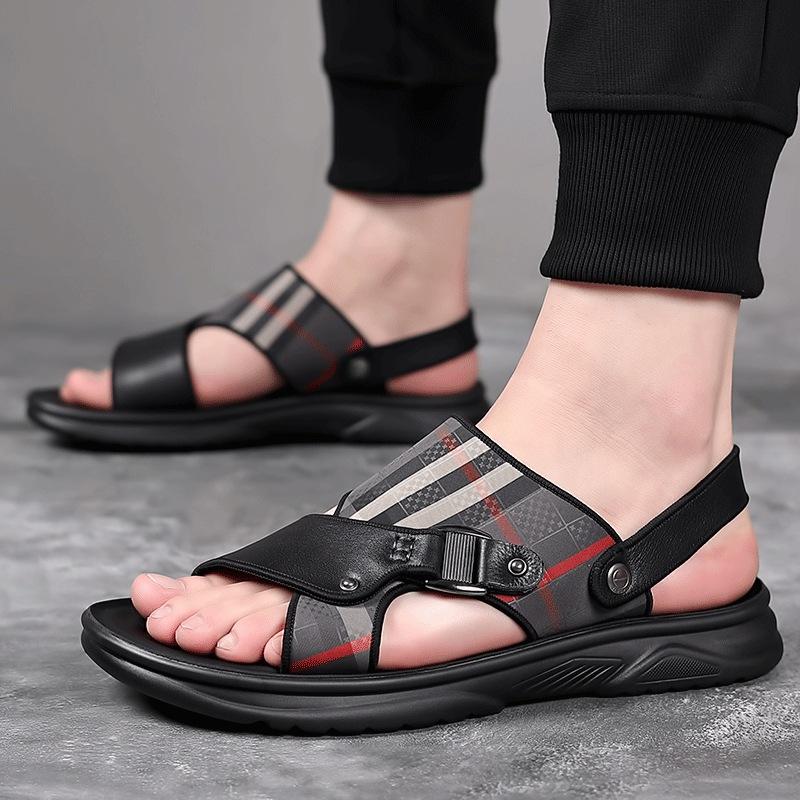 Trend sandals men's 2025 summer new leather casual beach shoes men's soft soles wear dual-purpose cool slippers