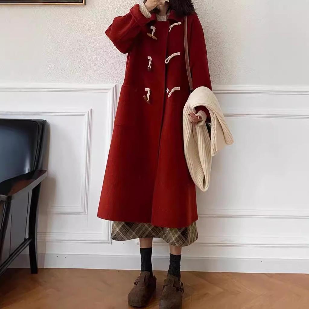 Black Horn Buttoned Coat for Women Autumn and Winter Solid Color Loose Fashion Coat Hepburn Style Woolen Coat