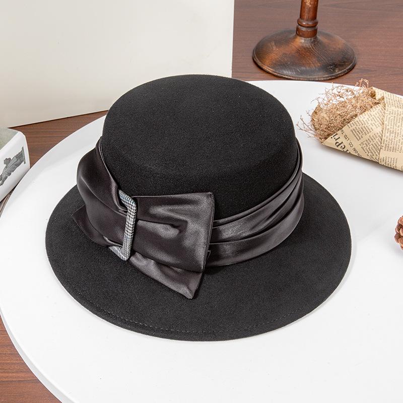 Rongmei Autumn and Winter New Flat-top Wool Woolen Felt Hat French Retro Hat Travel Shopping Show Face Little England