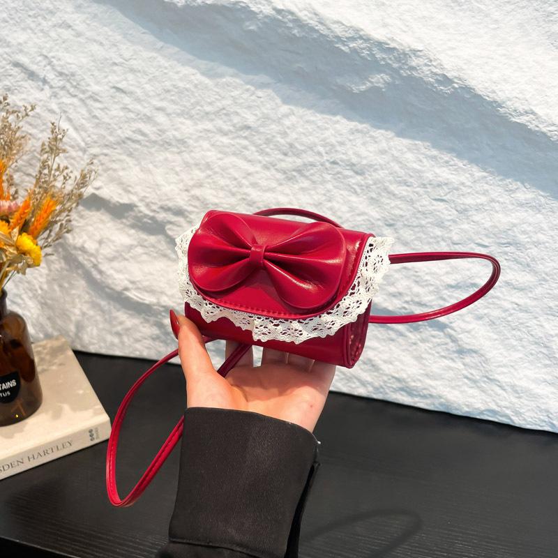 

Свежий и милый нишевый дизайн бант лето новый мини модный универсальный девичий сердечко на одно плечо подмышечный красный