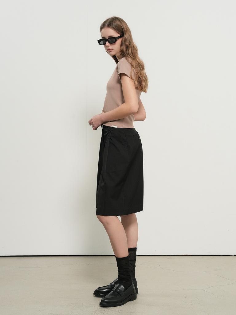 GENERALIDEA Pleated Bermuda Slacks [Black] / Gf1Lpt506