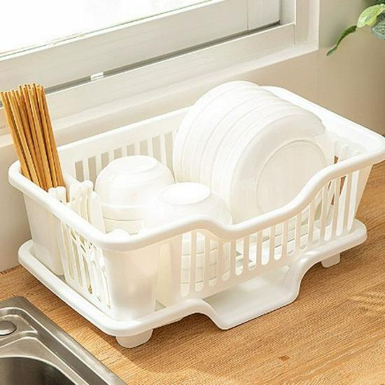 

Multifunctional Kitchen Storage Rack: Partitioned Organizer for Bowls, Dishes, and Chopsticks with Thickened Drainer.