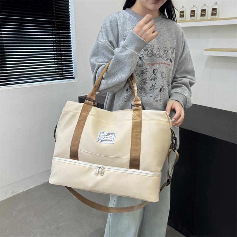 Portable Travel Bag with Large Capacity, Shoe Compartment, and Wet/Dry Separation for Swimming and Fitness