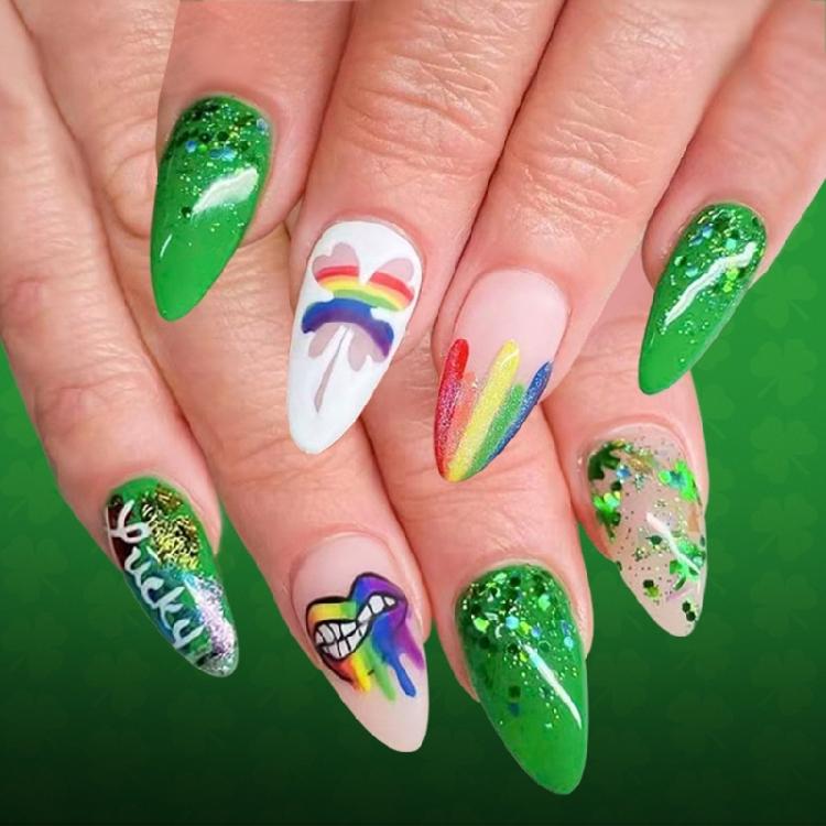 

ABS Material Press On Nail 24Pcs Sparkling Finish and Clovers Motif for Parties Offering Elegances and Shimmers 1
